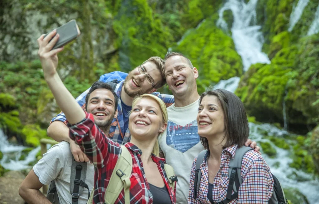 Best group travel companies for solo travelers in India ensure memorable journeys