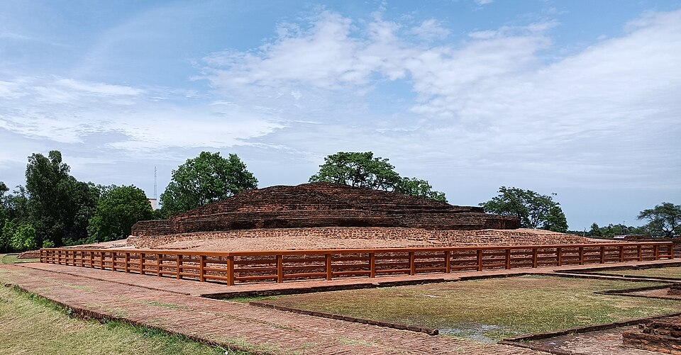 Piprahwa Stupa stands as an enduring symbol of Buddhist temples in Uttar Pradesh.