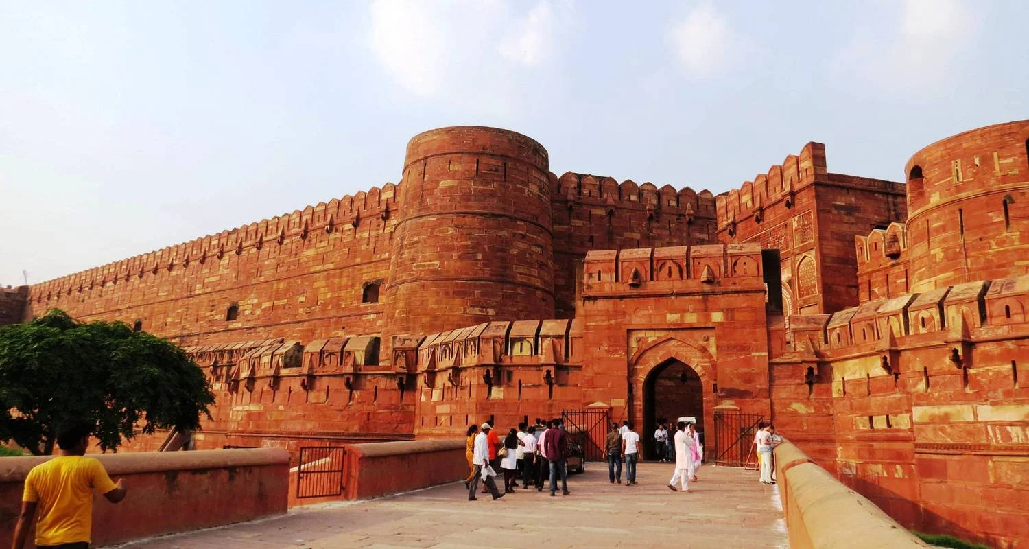 10-days-golden-triangle-khajuraho-varanasi (7)