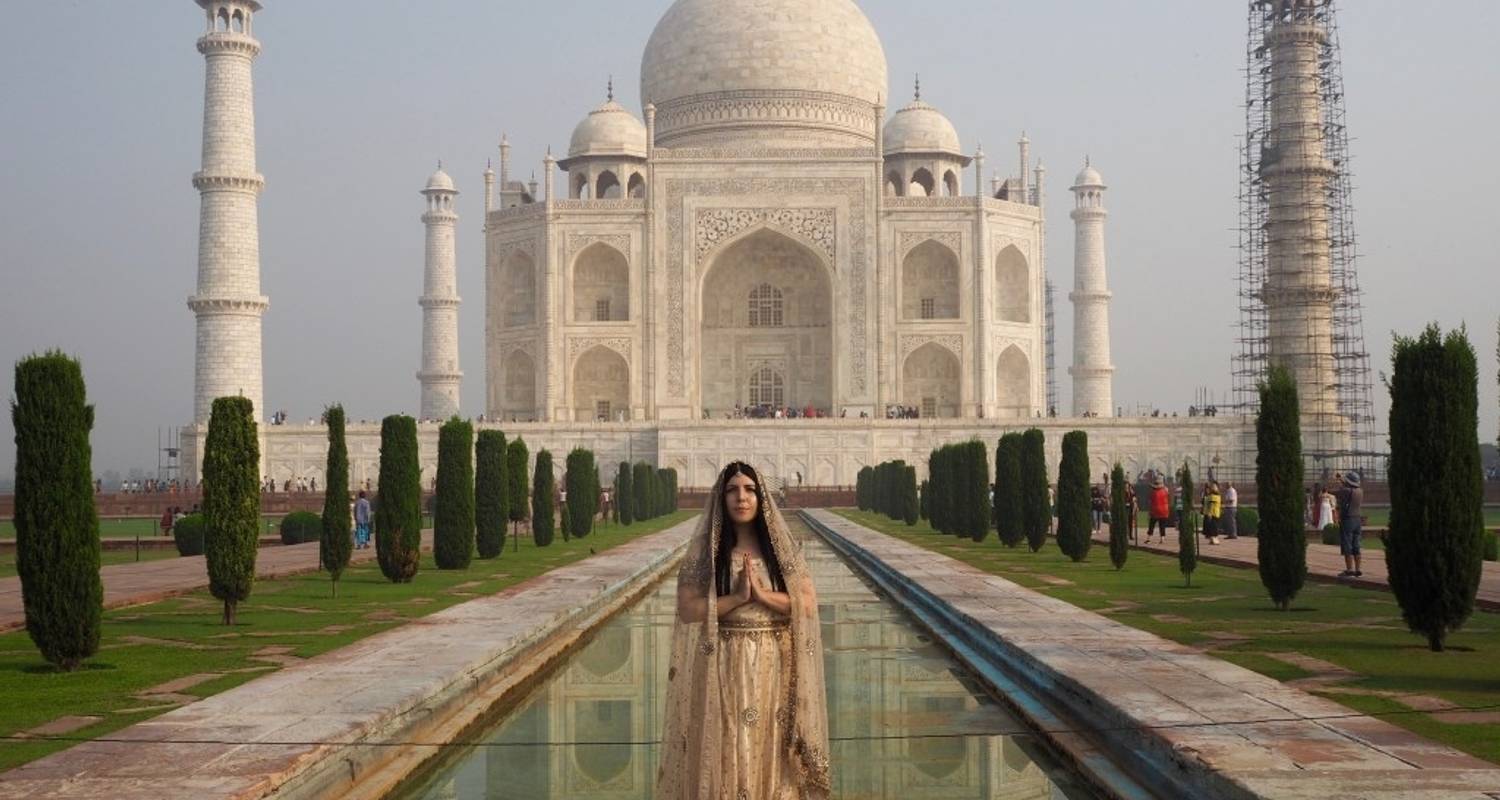 8-days-private-golden-triangle-with-ranthambore-wildlife-safari-4-star-luxury (2)
