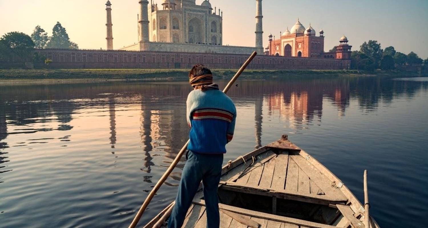 8-days-private-golden-triangle-with-ranthambore-wildlife-safari-4-star-luxury (4)