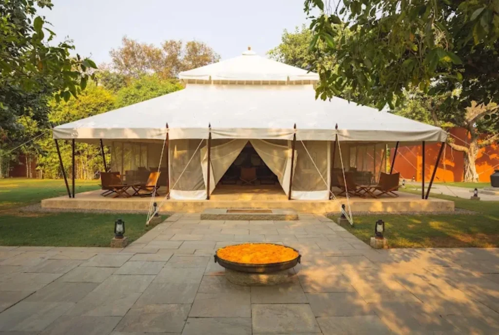 Guests enjoying peaceful stay at wildlife resorts in India.