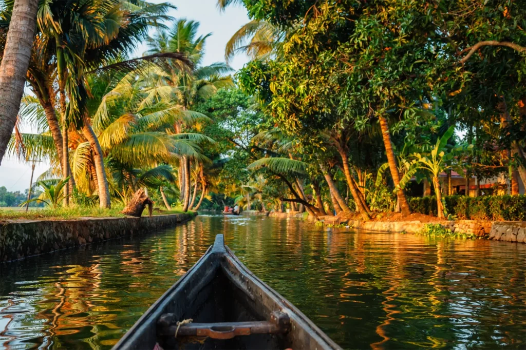 Best places in Kerala to visit in summer for travel planning.