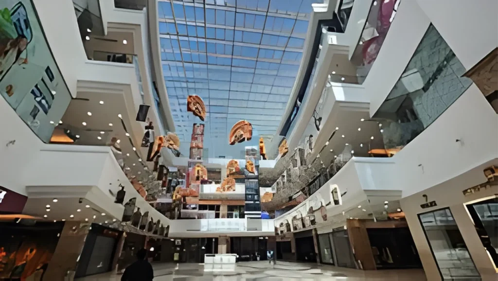 Lulu Mall is a busy spot in Cochin sightseeing places.