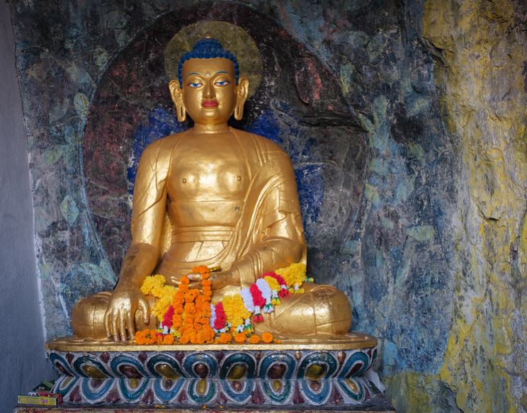 Bihar’s Dungeshwari Caves highlight the serene heritage of Buddhist temples in Bihar.