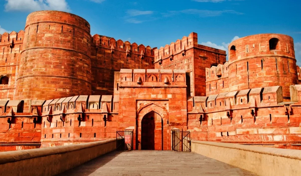 Grand Agra Fort