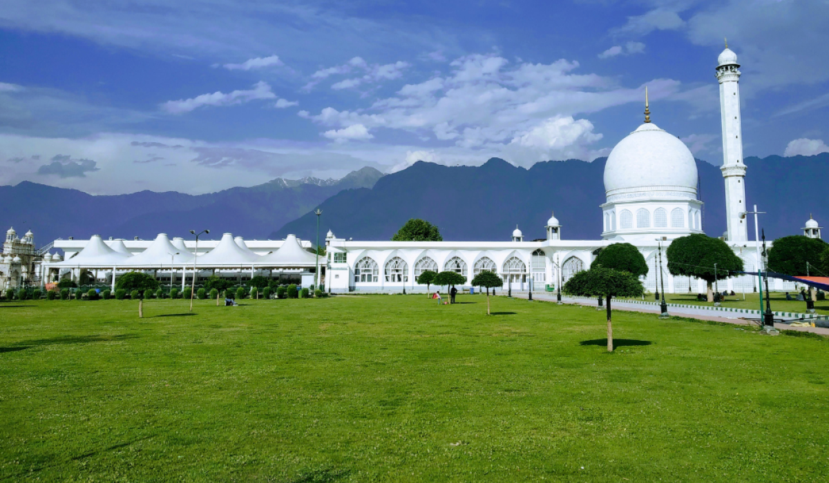 Hazratbal Shrine