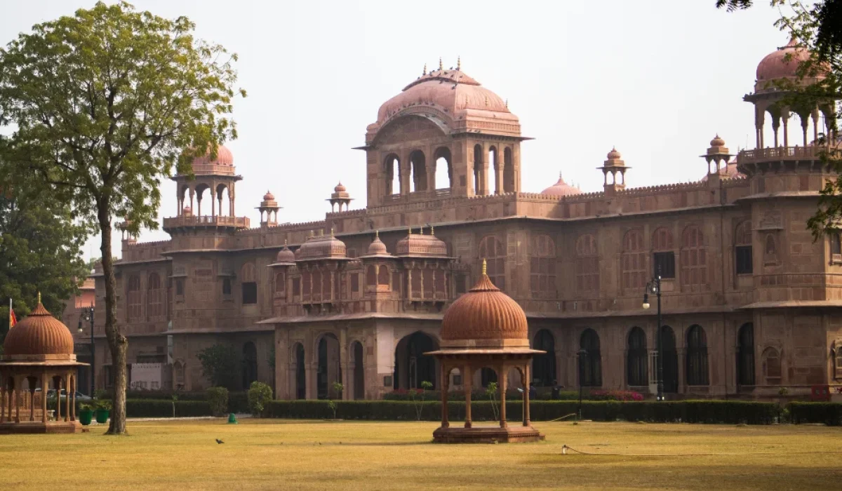 Lalgarh Palace