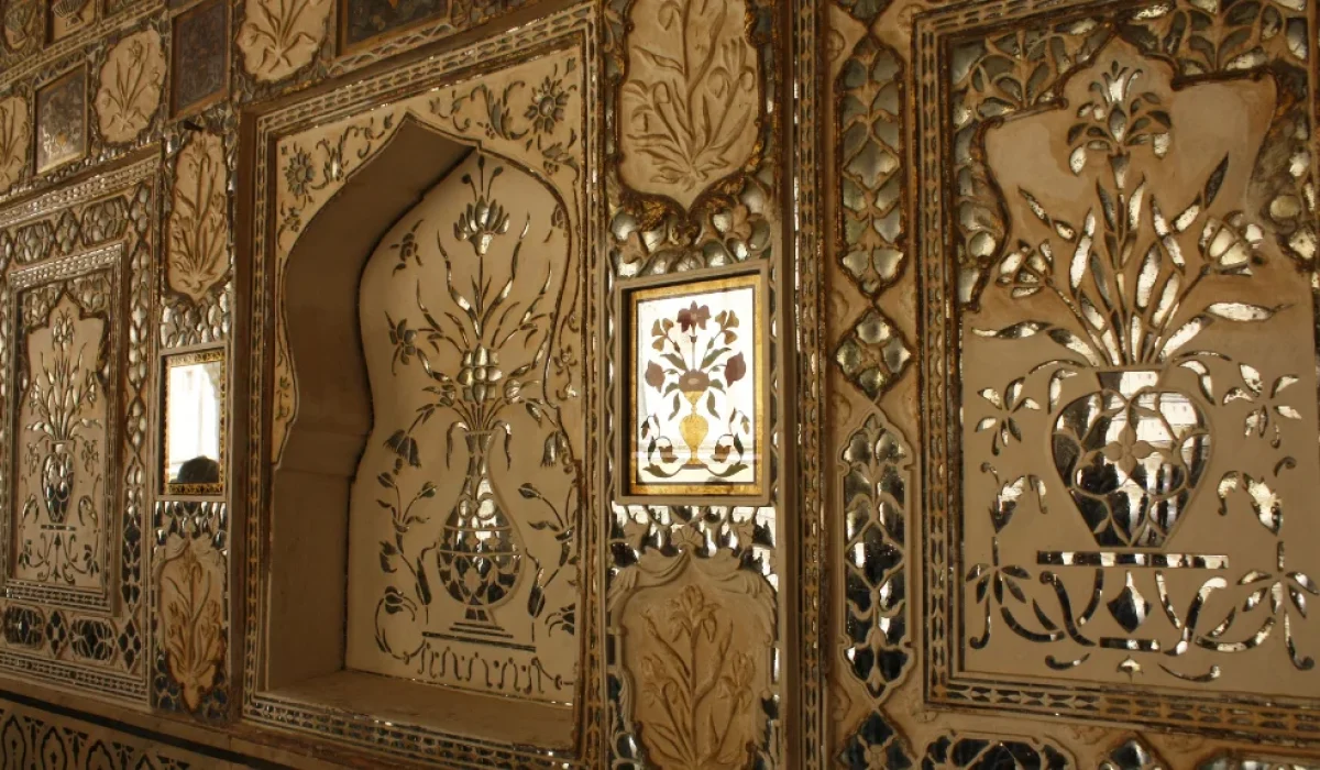 Sheesh Mahal