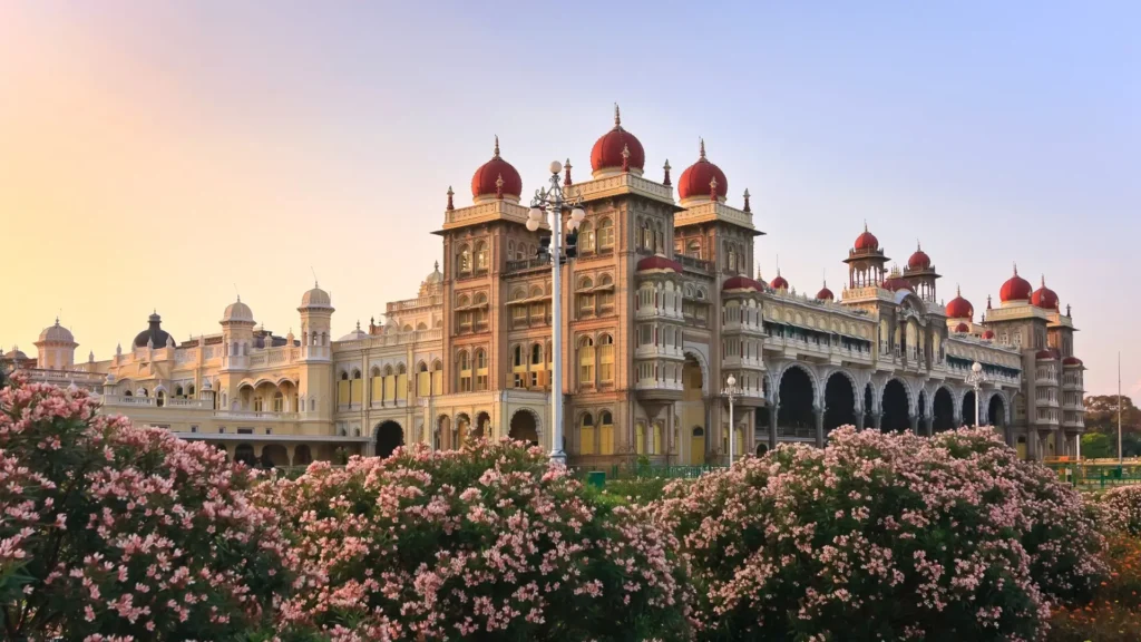 Explore luxury experiential travel companies in India that go beyond the ordinary.