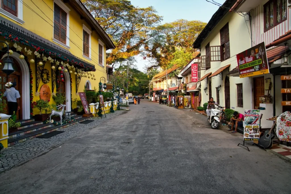 Colorful lanes show Fort Kochi sightseeing places in evening.