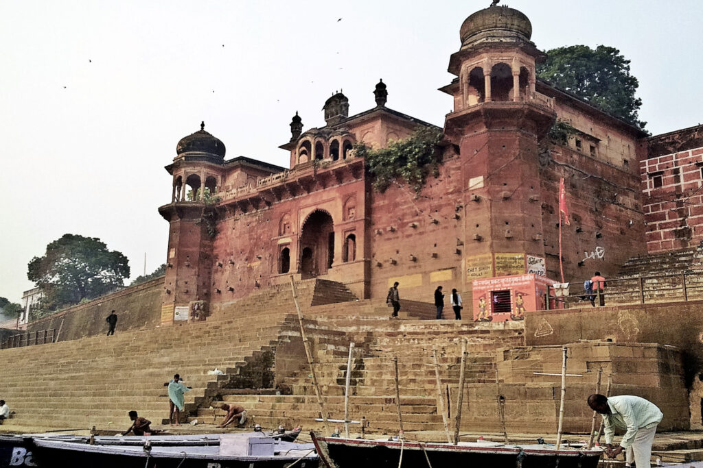 ghats in varanasi