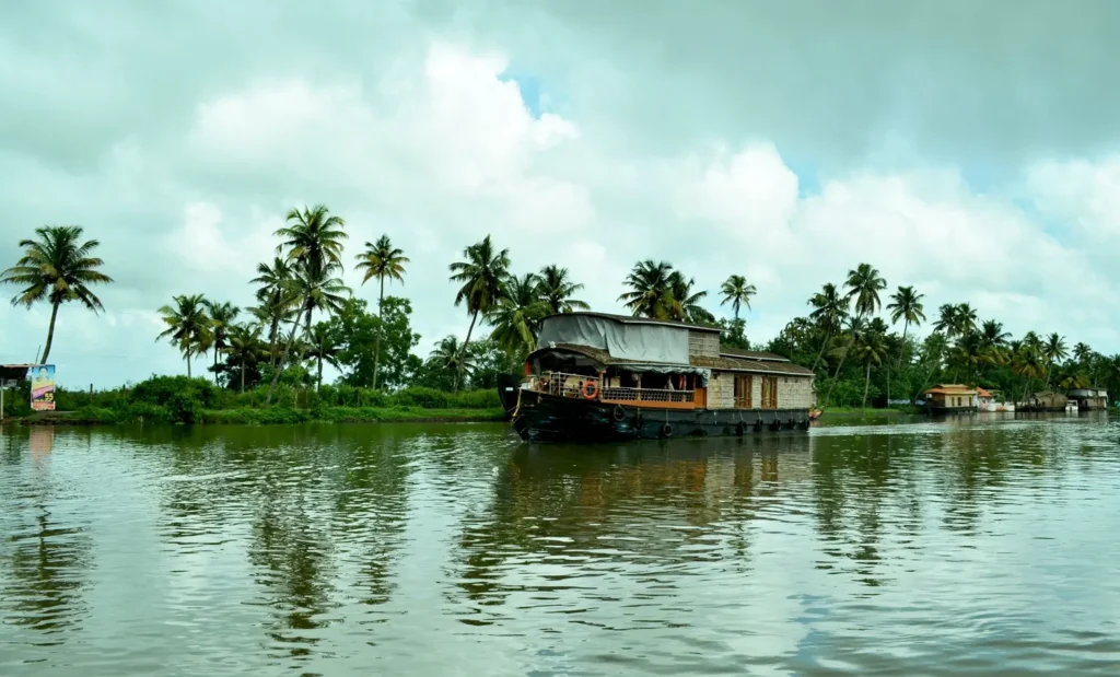 kozhikode backwaters