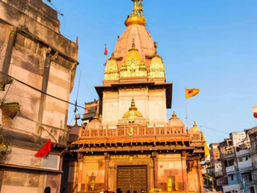 Mrityunjay Mahadev Temple in Varanasi, one of the must visit temples in Varanasi for Lord Shiva devotees.