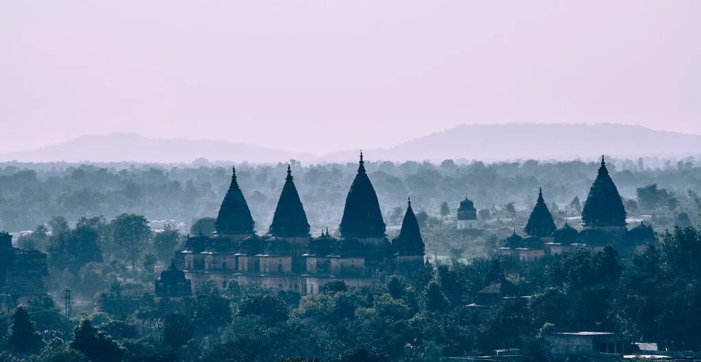 Orchha – Heritage and riverside serenity enriches the best tourism places in India in November.