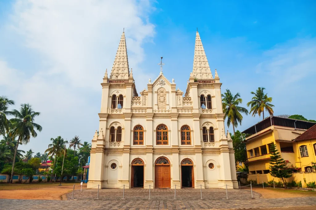 Santa Cruz Basilica among places to visit in Kerala Kochi with detailed interiors.