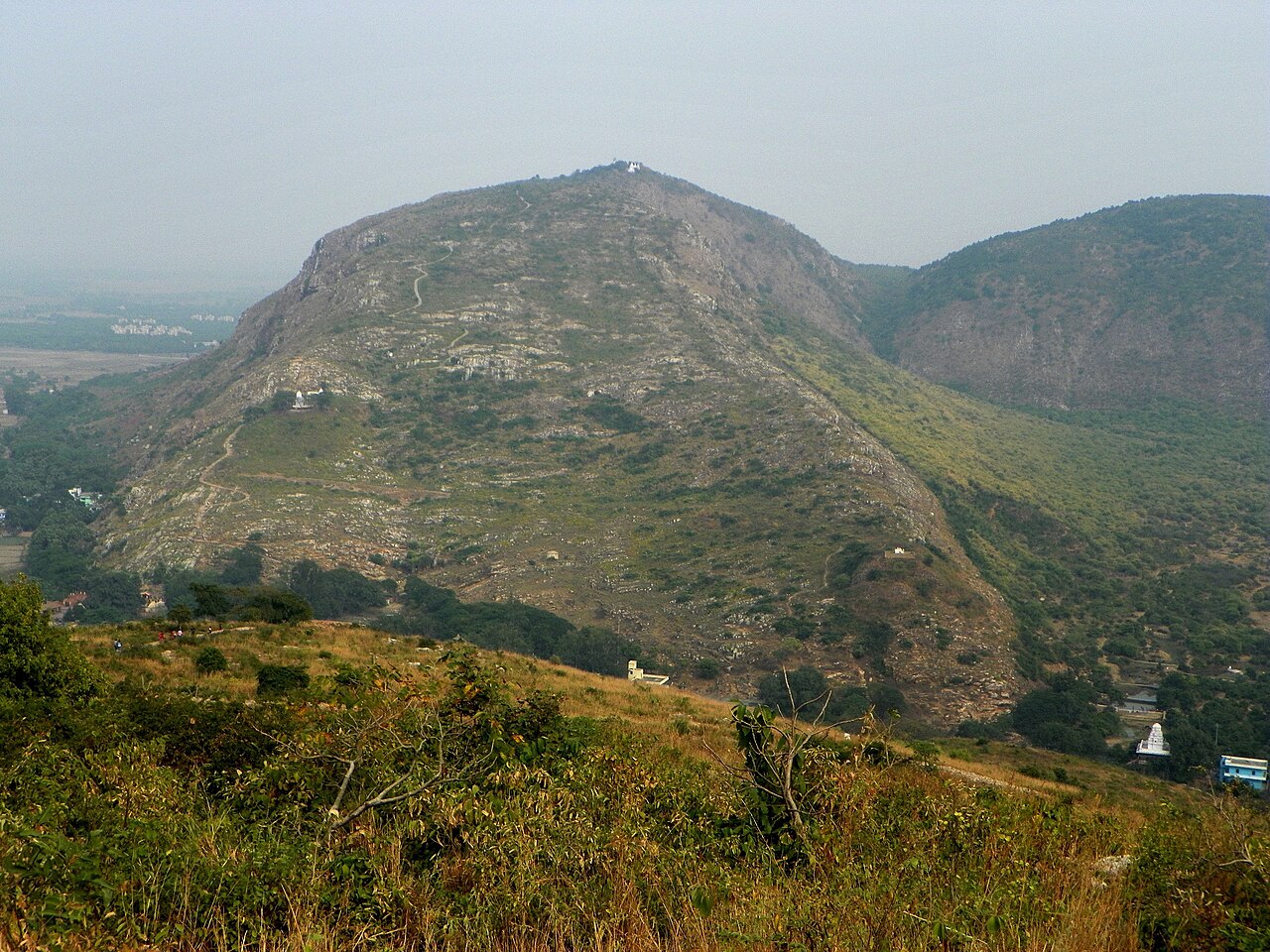 Rajgir’s Gridhakuta Hill is a sacred landmark among Buddhist temples in Bihar.
