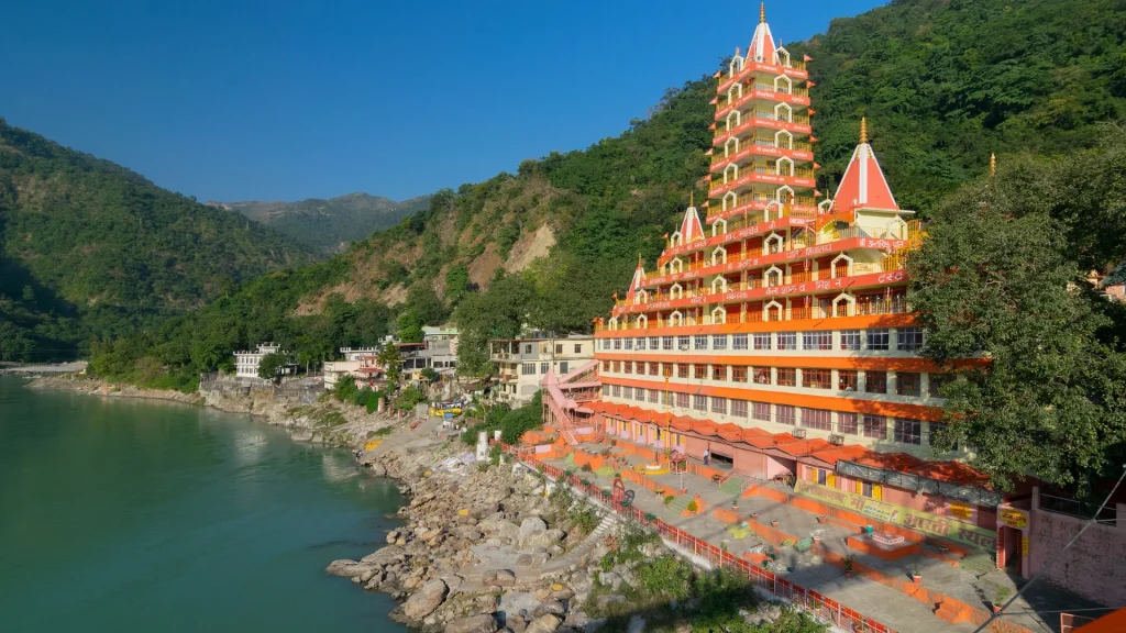 Rishikesh offers top honeymoon places in India in November.