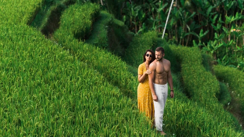 Romantic honeymoon places in Kerala for couples enjoying peaceful moments together.