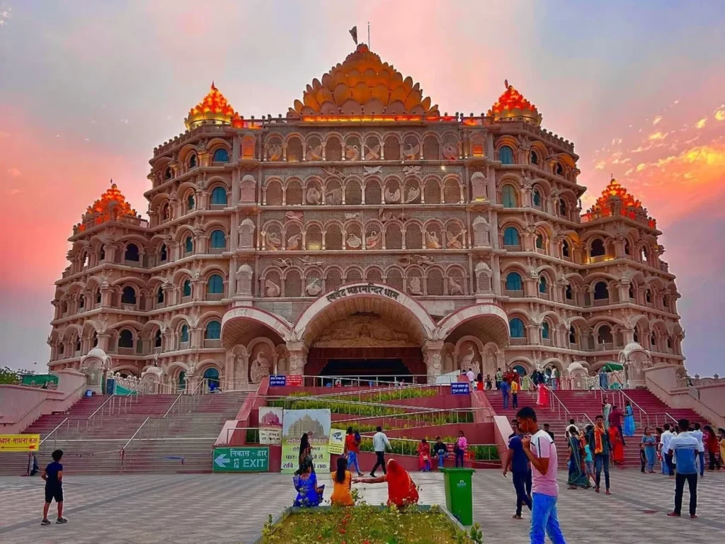 Swarved Mahamandir in Varanasi, one of the must see temples in Varanasi with grand design.