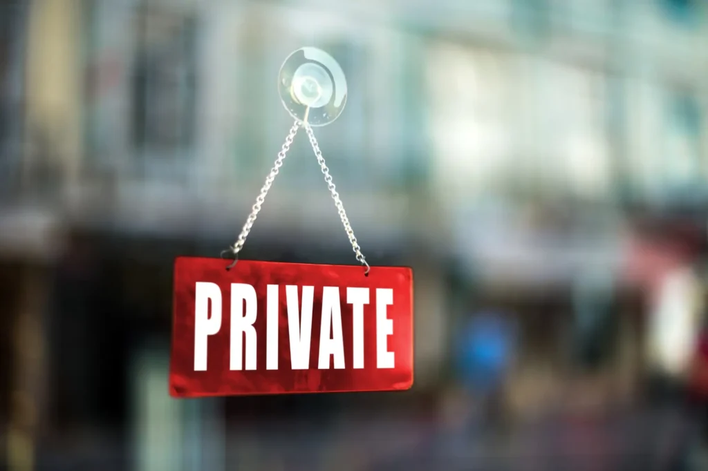 Tailored journeys with top group tour companies in India.