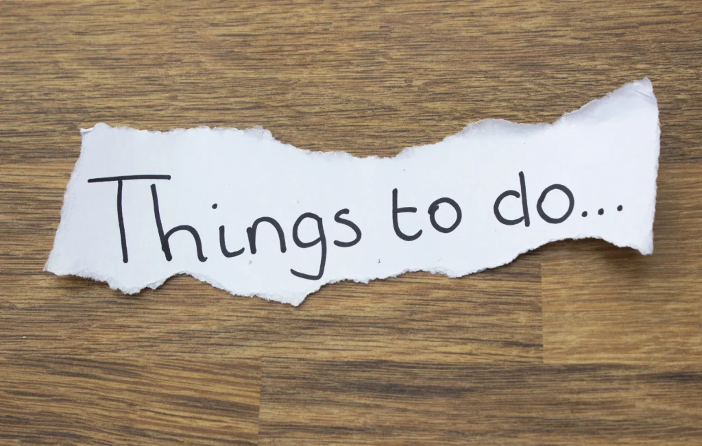 A slow walk turns simple night places to visit in Kochi memorable.