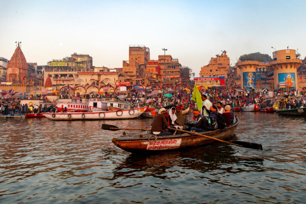 boat ride in varanasi