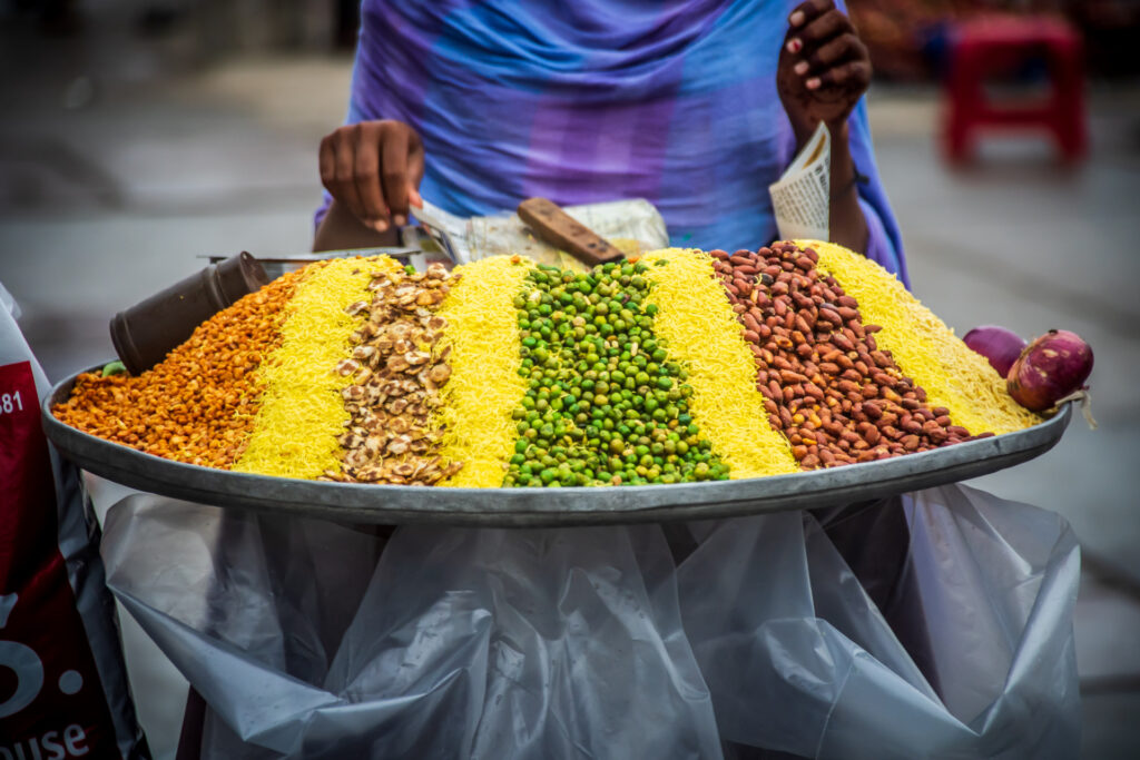 street food vendor in varanasi